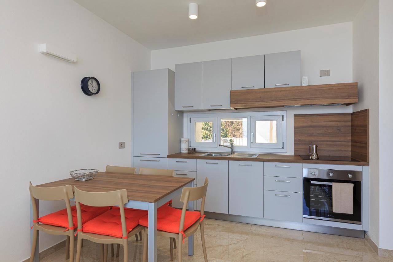 Appartamento Carolnoemi - Vista Lago - By Impero House Baveno Kültér fotó